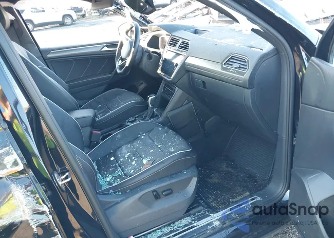 3VV4B7AX5NM152779: 43320577