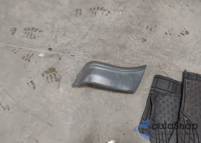 5N1ED28Y61C514138: 43320623