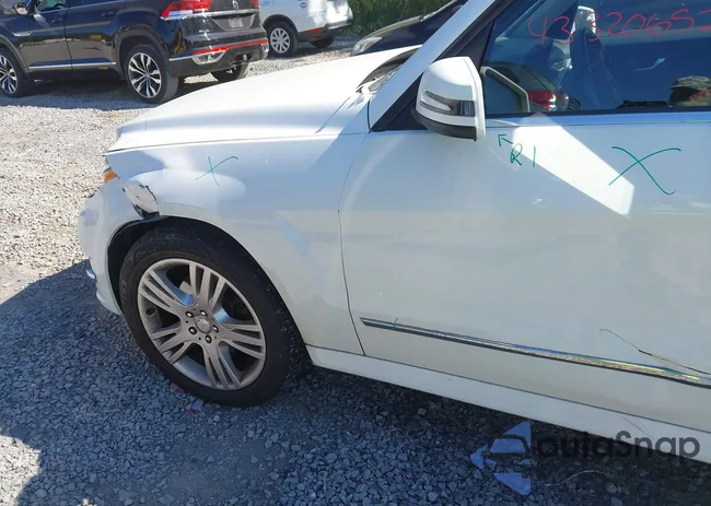 WDCGG8JB8DG109077: 43320652