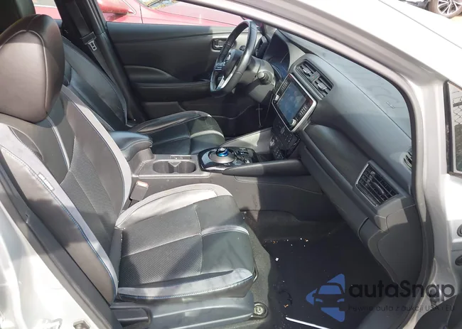 1N4BZ1DP3LC307747: 43321771