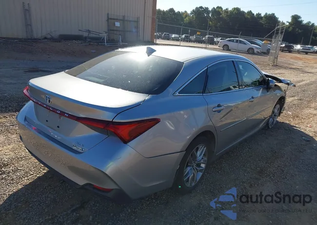 4T1A21FB3LU015033: 43321822