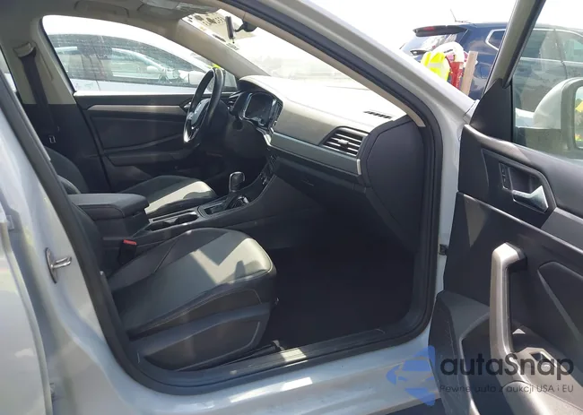 3VWC57BU0KM107313: 43321943