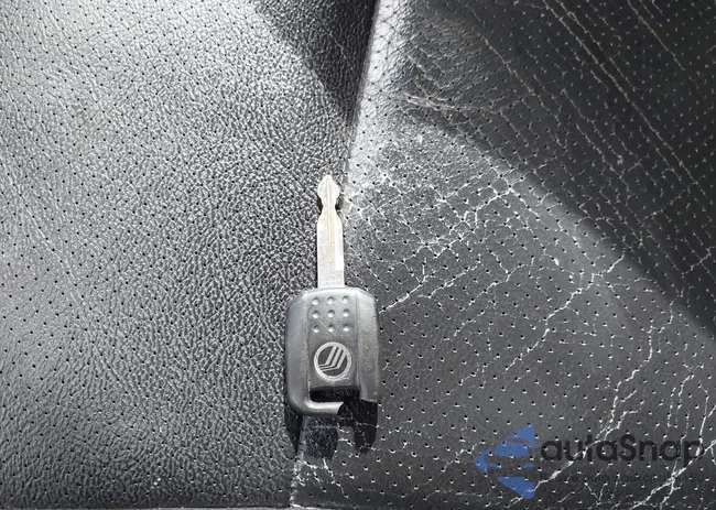 4M2EU48887UJ23294: 43321995