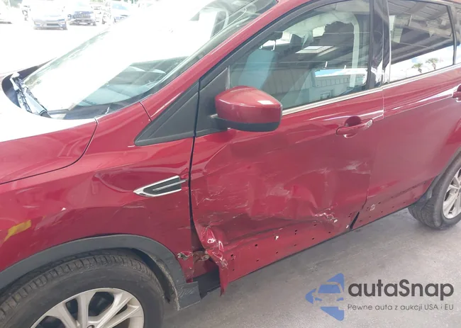 1FMCU0GD3HUE67312: 43322038