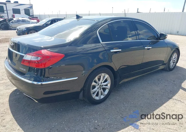 KMHGC4DD3CU207579: 43322051