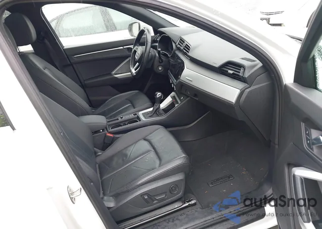 WA1AUCF38M1094036: 43322094