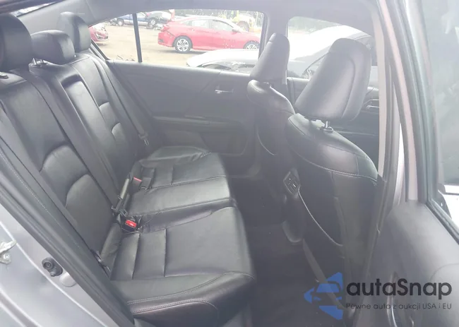 1HGCR3F87HA016317: 43322098