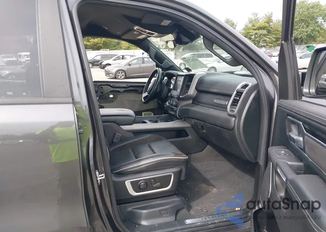 1C6SRFJT2NN240114: 43322143