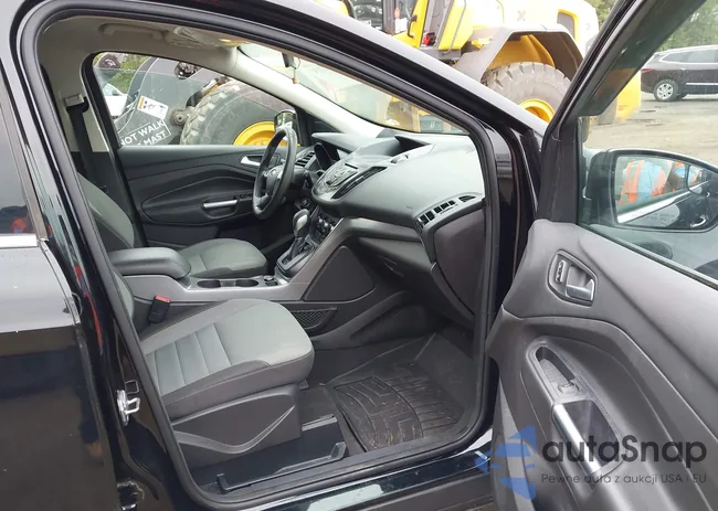 1FMCU9GXXGUA18268: 43322150