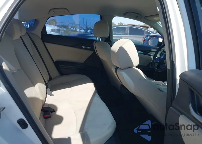 19XFC2F52HE200588: 43321343