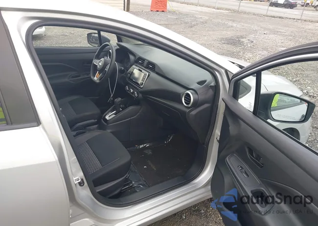 3N1CN8DV7LL818130: 43321347