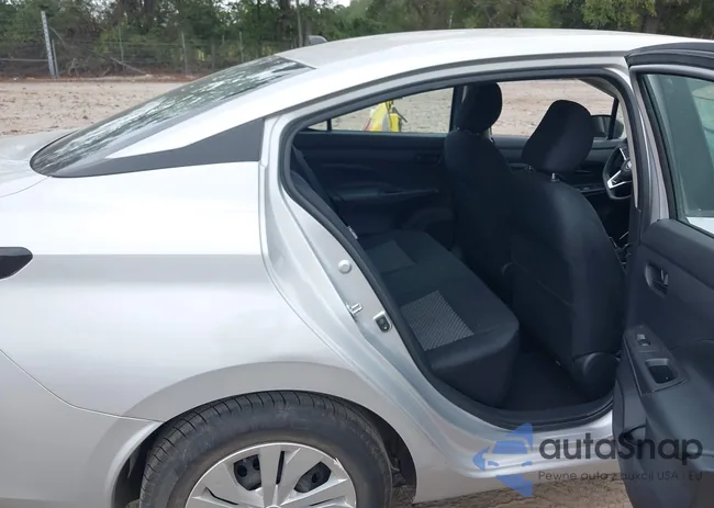 3N1CN8DV7LL818130: 43321347