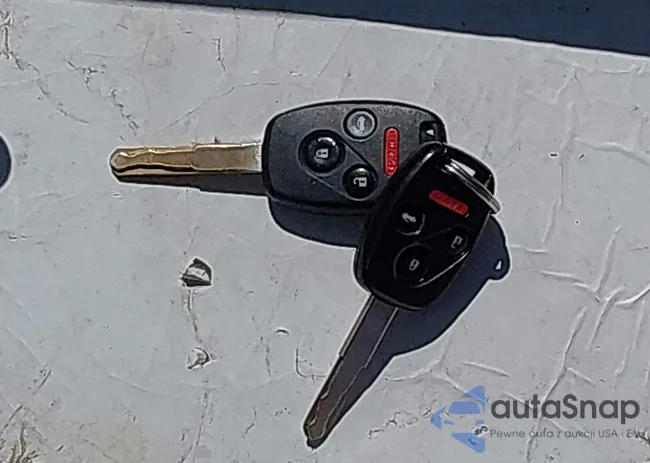 1HGCP3F80BA016527: 43321371