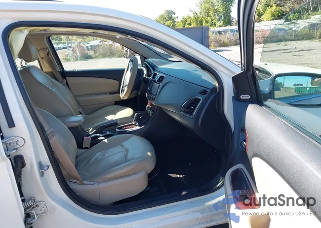 1C3BC2FG7BN522781: 43322784