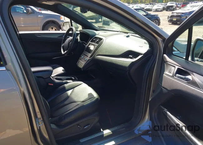 5LMCJ1D95GUJ12331: 43322914