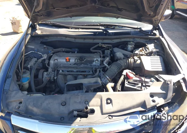 1HGCP2F40CA126261: 43322917