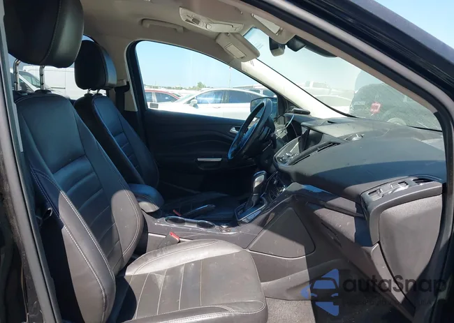 1FMCU0J90EUA47331: 43322978