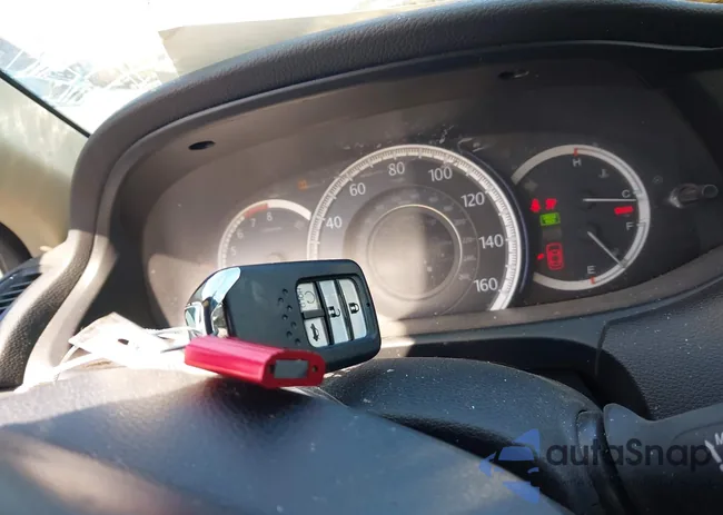 1HGCR2F86FA233638: 43322995