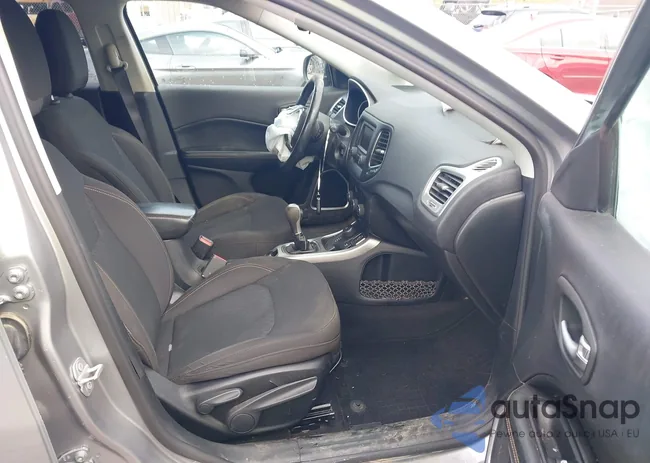 3C4NJDABXHT631203: 43323019