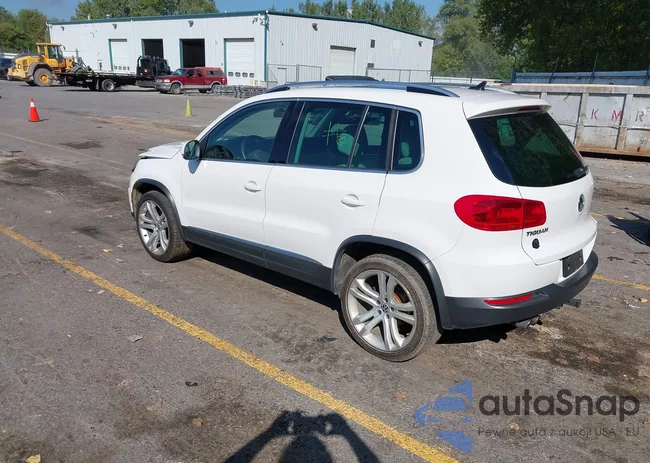 WVGBV7AX9CW554133: 43323103