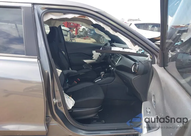 3N1CP5CV2LL580116: 43323192