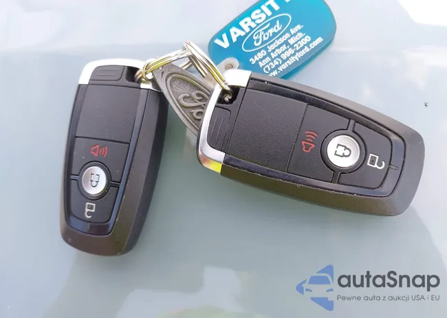 1FMCU9G67LUC43135: 43323199