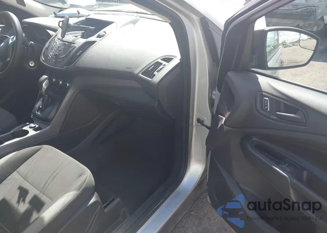 1FMCU0F72EUD02262: 43323227