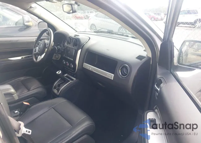 1C4NJDEB4FD169976: 43323251