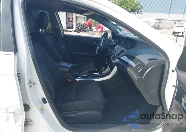 1HGCR2F52EA192476: 43323256