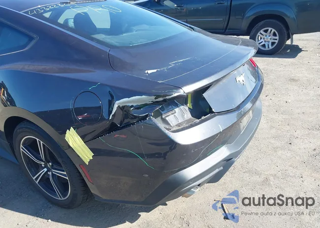 1FA6P8TH1R5114830: 43322369