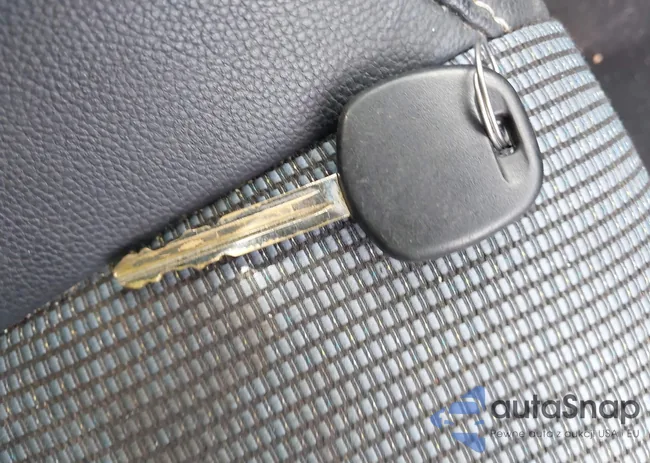 2T1BURHE7EC143719: 43322432