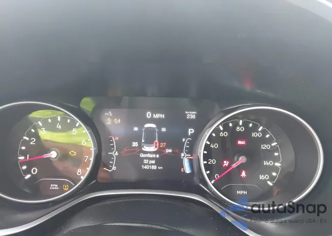 3C4NJDBB1JT331764: 43322469