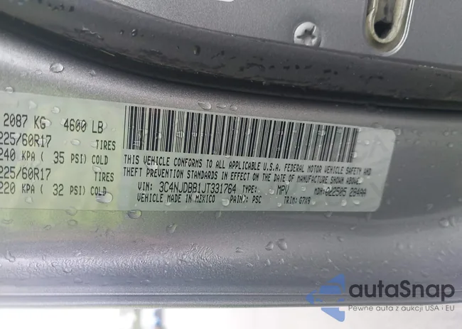 3C4NJDBB1JT331764: 43322469