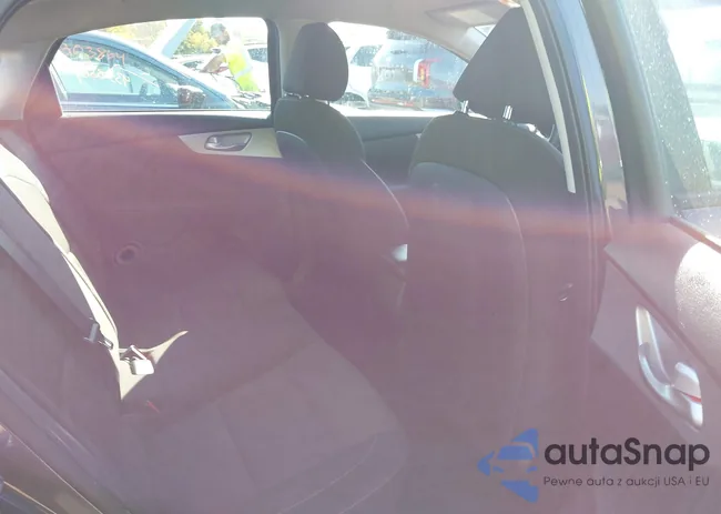 3KPF24AD1RE724264: 43322595