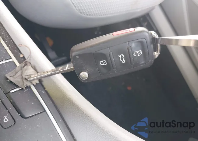 1VWAT7A34GC047597: 43322635