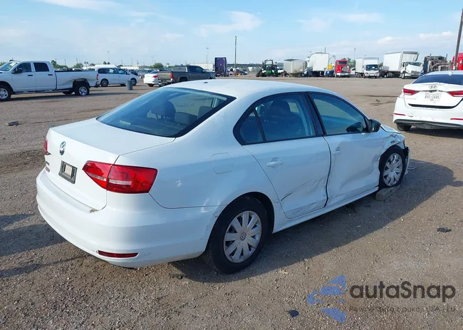 3VW2K7AJ8FM310399: 43323737