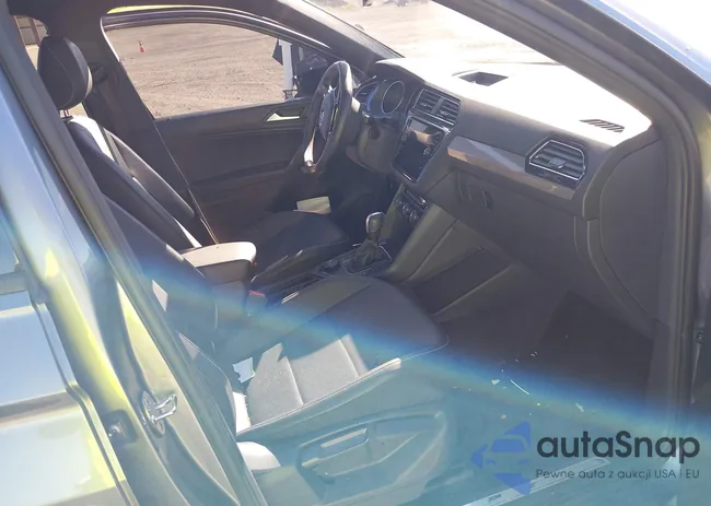 3VV2B7AX4MM122386: 43323749