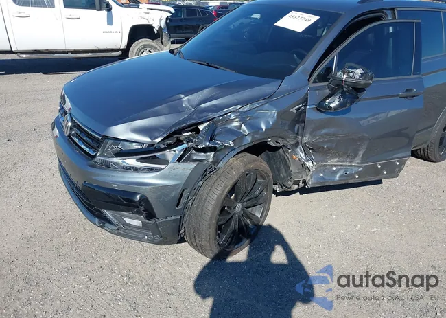 3VV2B7AX4MM122386: 43323749