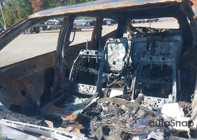 1GNKVGKD3EJ270710: 43323793