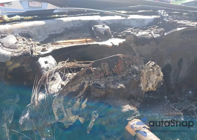 1GNKVGKD3EJ270710: 43323793