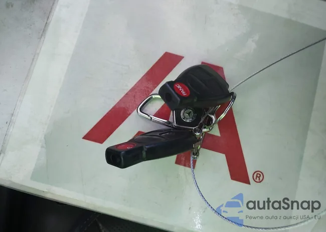 WDBSK75F54F070555: 43323841