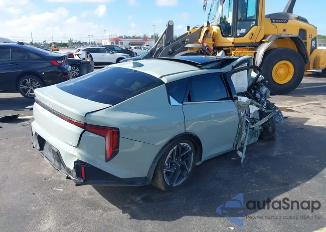 3KPFW4DEXSE171211: 43323888