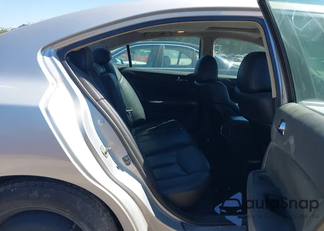 1N4AA5APXBC810429: 43323904