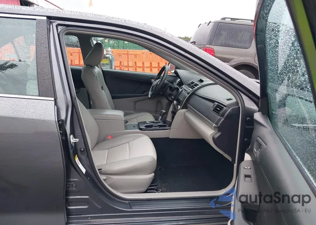 4T4BF1FK4CR230810: 43323944