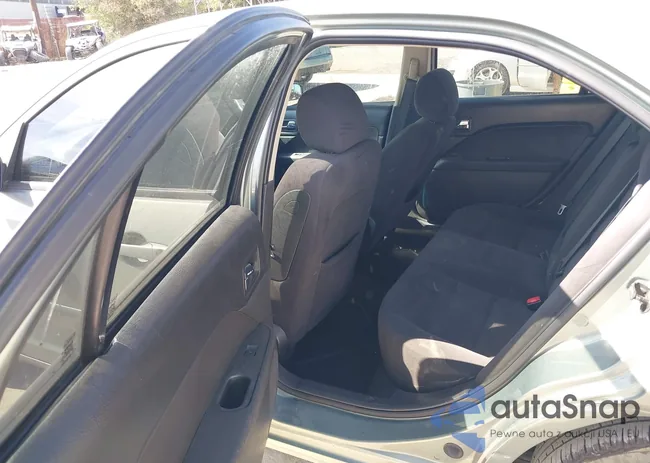 3FAHP07Z78R270878: 43323945