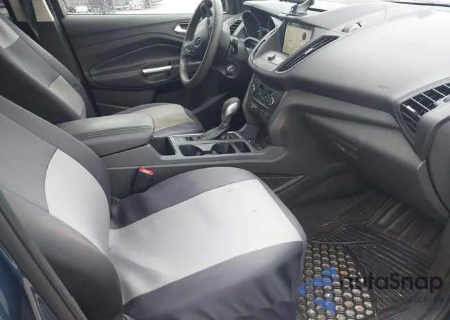 1FMCU0GD9JUC03713: 43323988