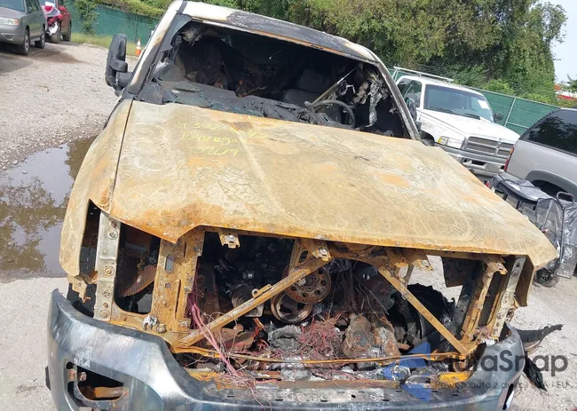 1GT22REG0GZ254133: 43324042