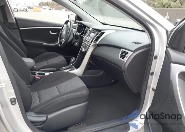 KMHD35LH5EU202240: 43323338