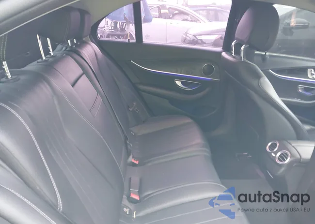 WDDZF4JB6JA343460: 43323354