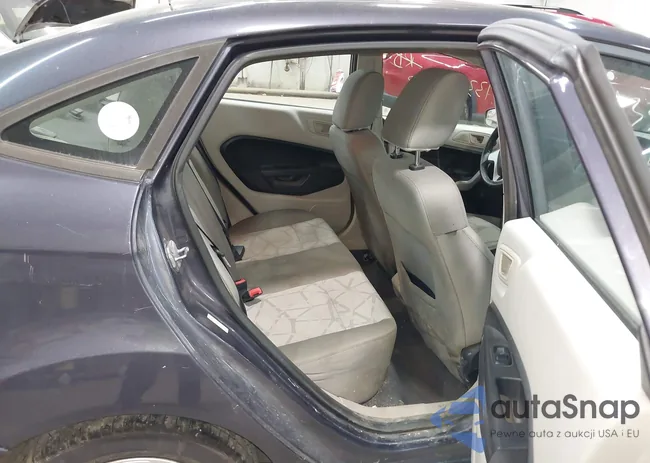 3FADP4BJ7CM112571: 43323552